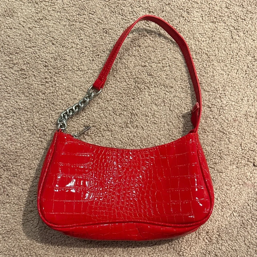 Red Croc-Embossed Shoulder Bag - Picture 1 of 1